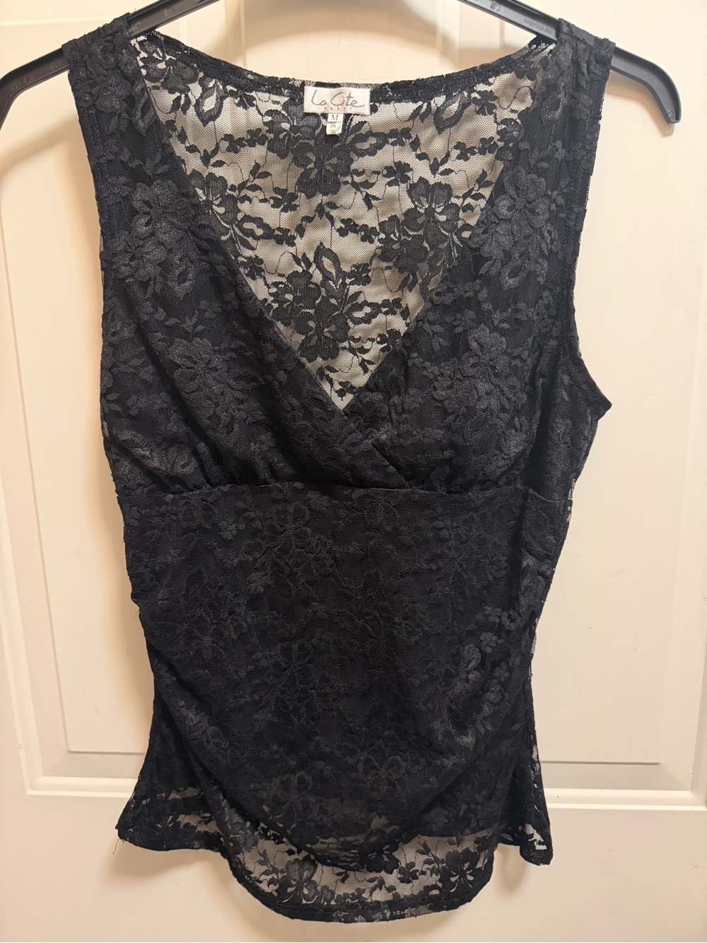 Black Lace V-Neck Sleeveless Top